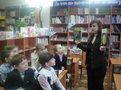 В детской библиотеке города Шумерля прошла Неделя экологических знаний под девизом «Цвети всегда, Земля моя!»